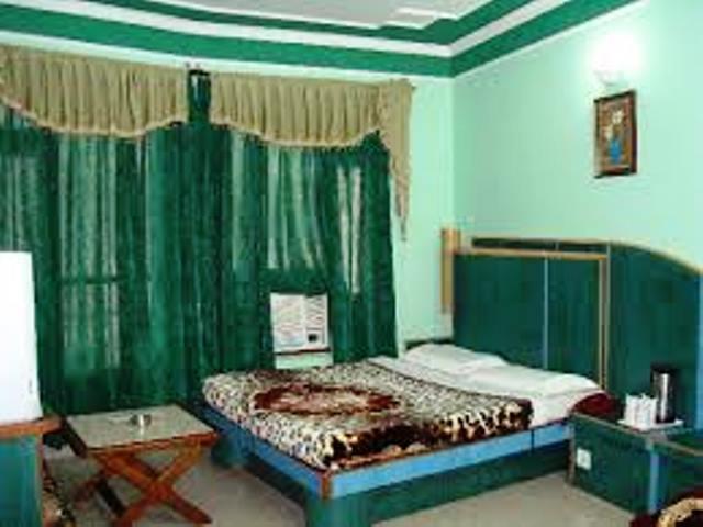 Hotel Chirag International Katra  Bilik gambar
